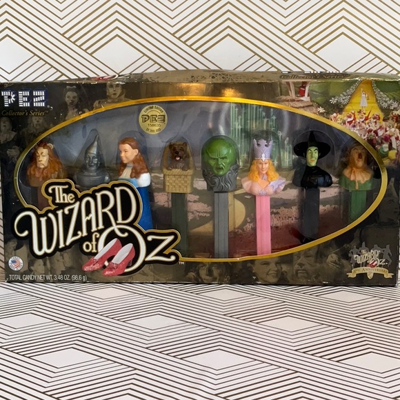 PEZ The Wizard of Oz 60th Anniversary Collector’s Series Memorabilia - Picture 2 of 12